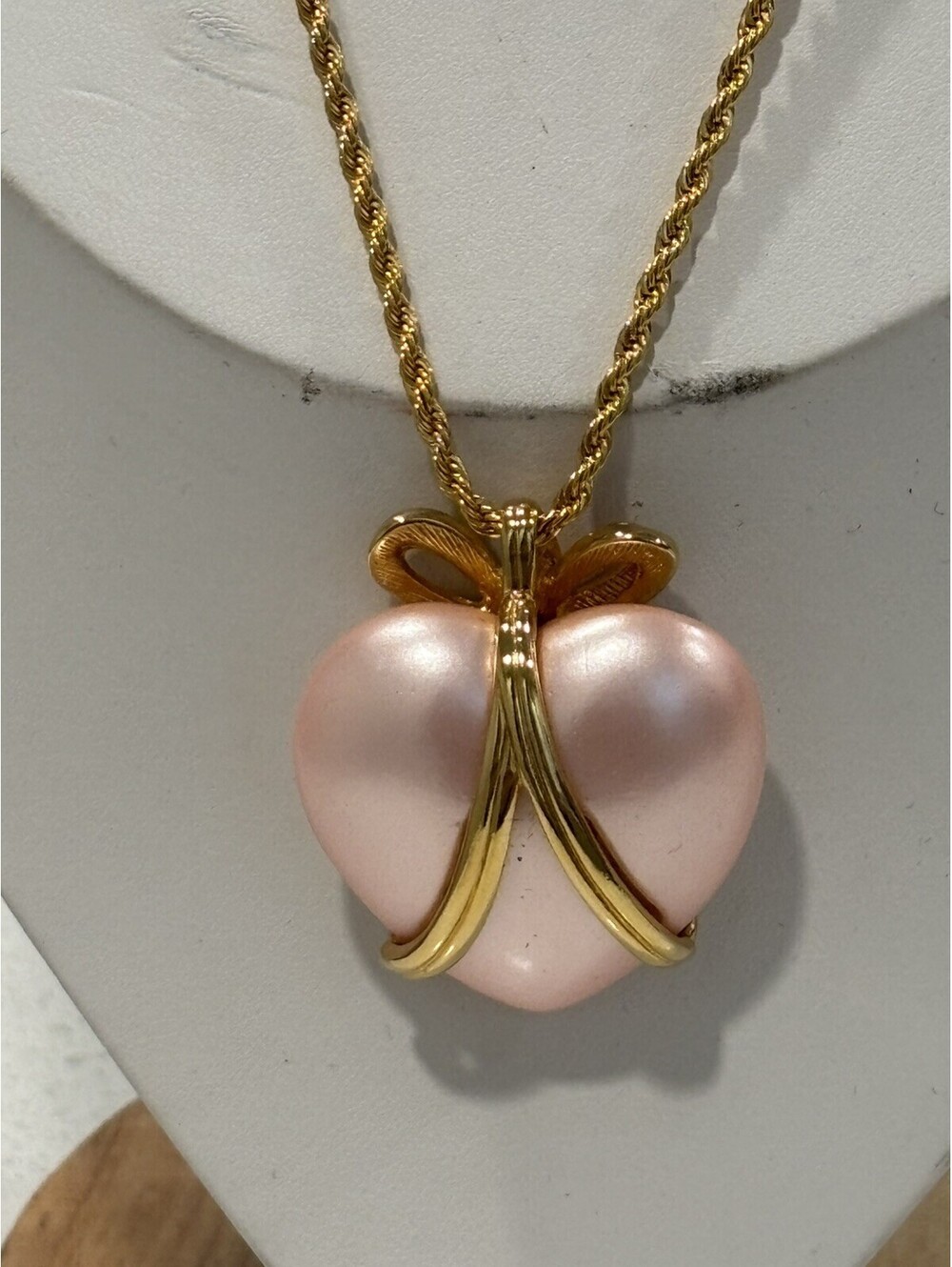 Vintage Joan Rivers Pearl Finish Puffed Heart Pendant Gold Chain Bow Rhinestones